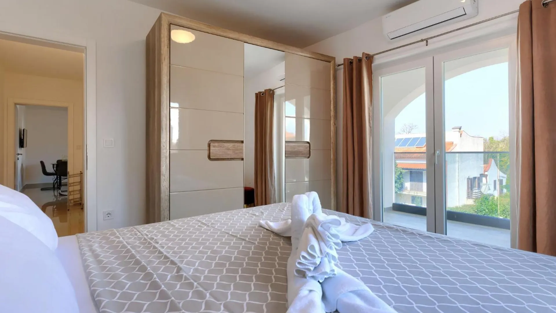 Apartment Villa Amra-4 By Interhome Poreč